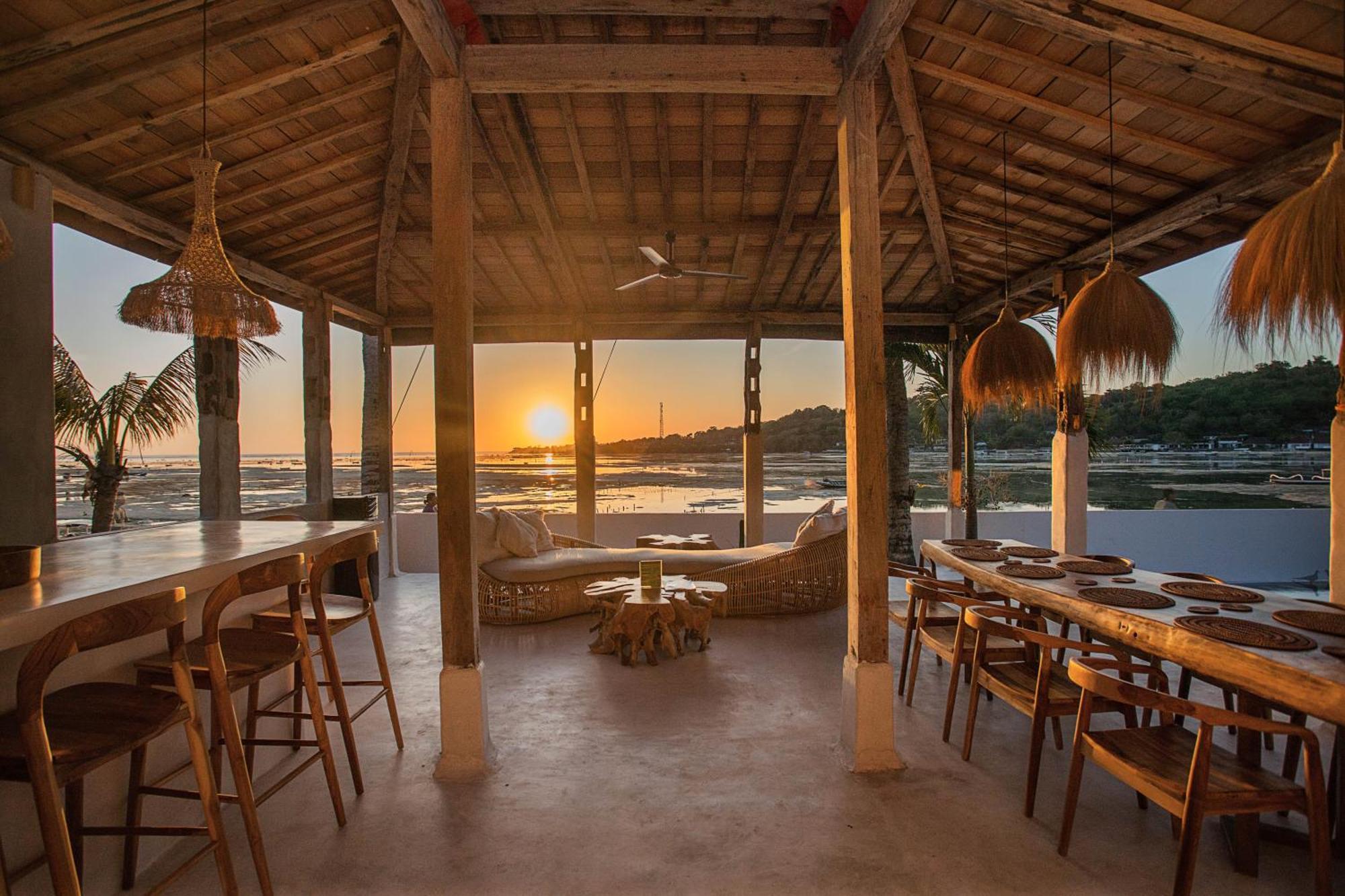 Sunset House Ceningan, 10 Person Beachview Private Villa نوسا ليمبونغان المظهر الخارجي الصورة