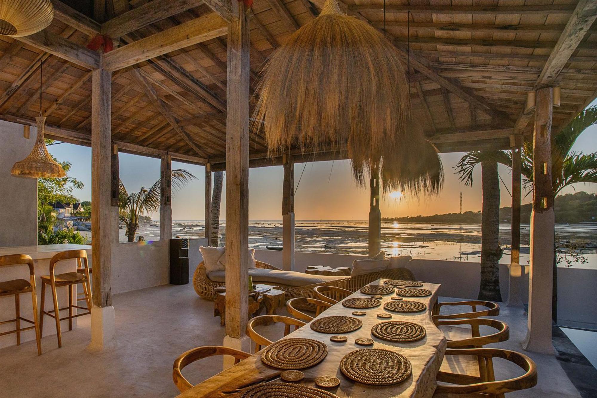 Sunset House Ceningan, 10 Person Beachview Private Villa نوسا ليمبونغان المظهر الخارجي الصورة
