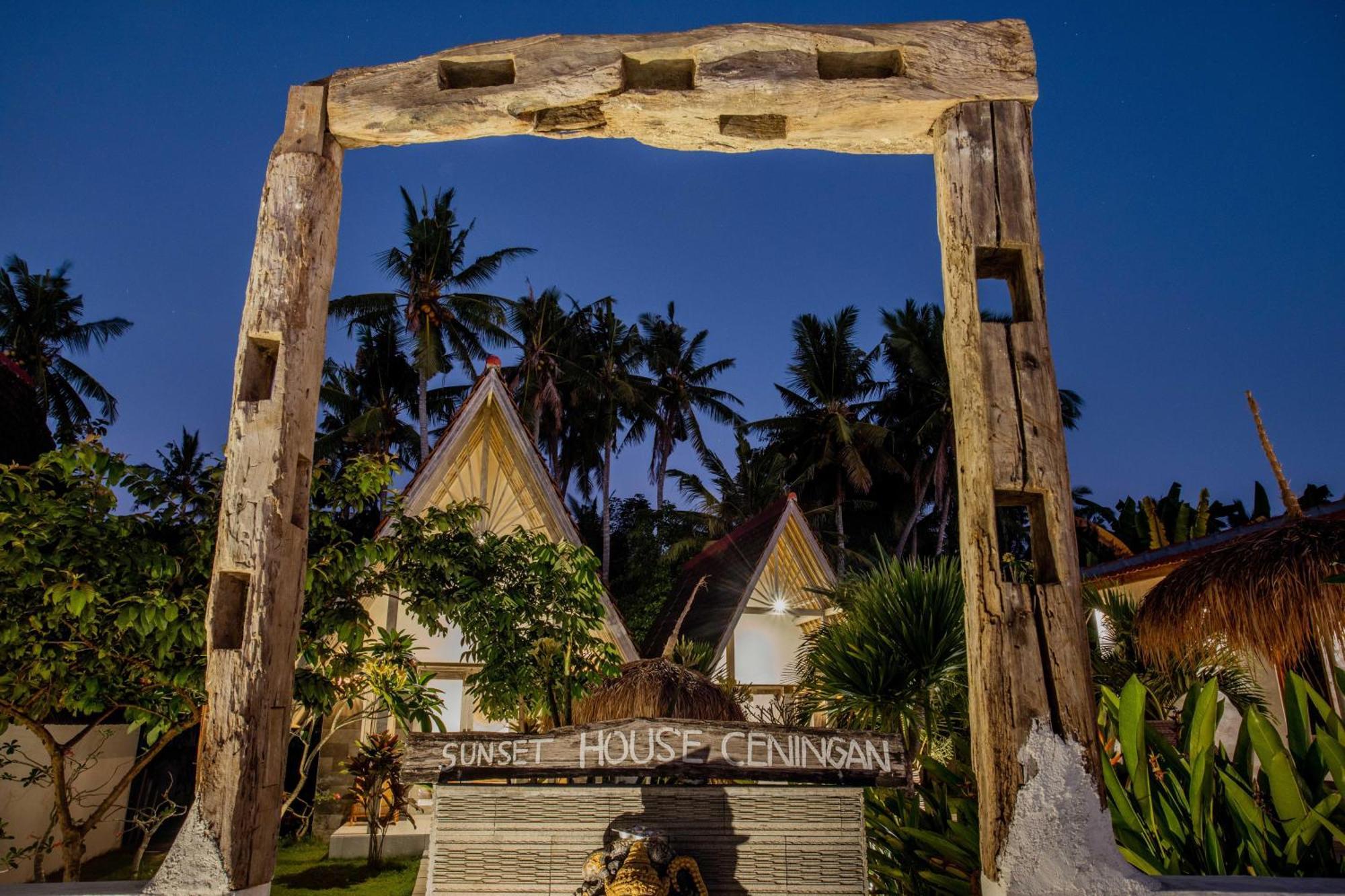 Sunset House Ceningan, 10 Person Beachview Private Villa نوسا ليمبونغان المظهر الخارجي الصورة