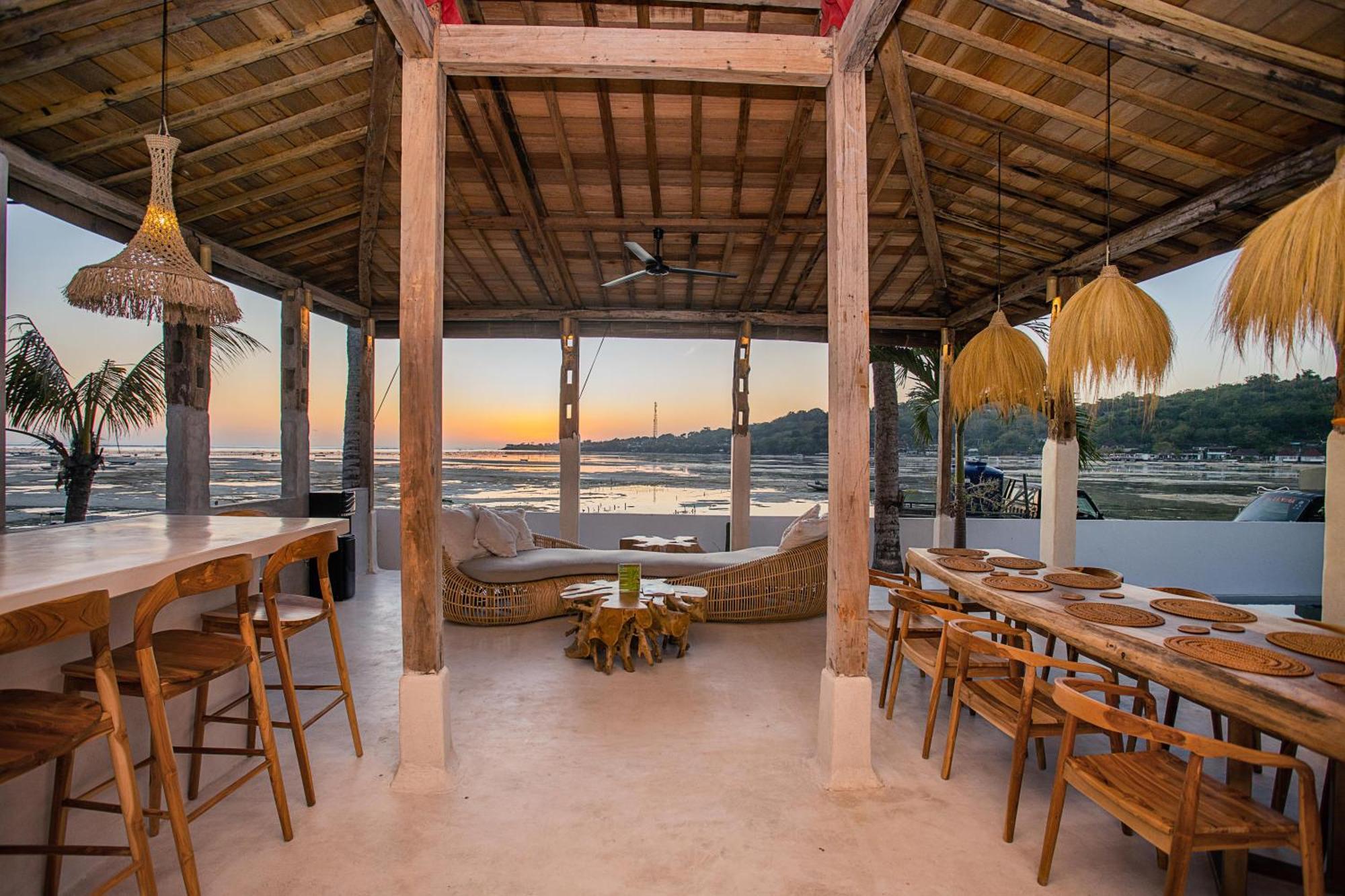 Sunset House Ceningan, 10 Person Beachview Private Villa نوسا ليمبونغان المظهر الخارجي الصورة