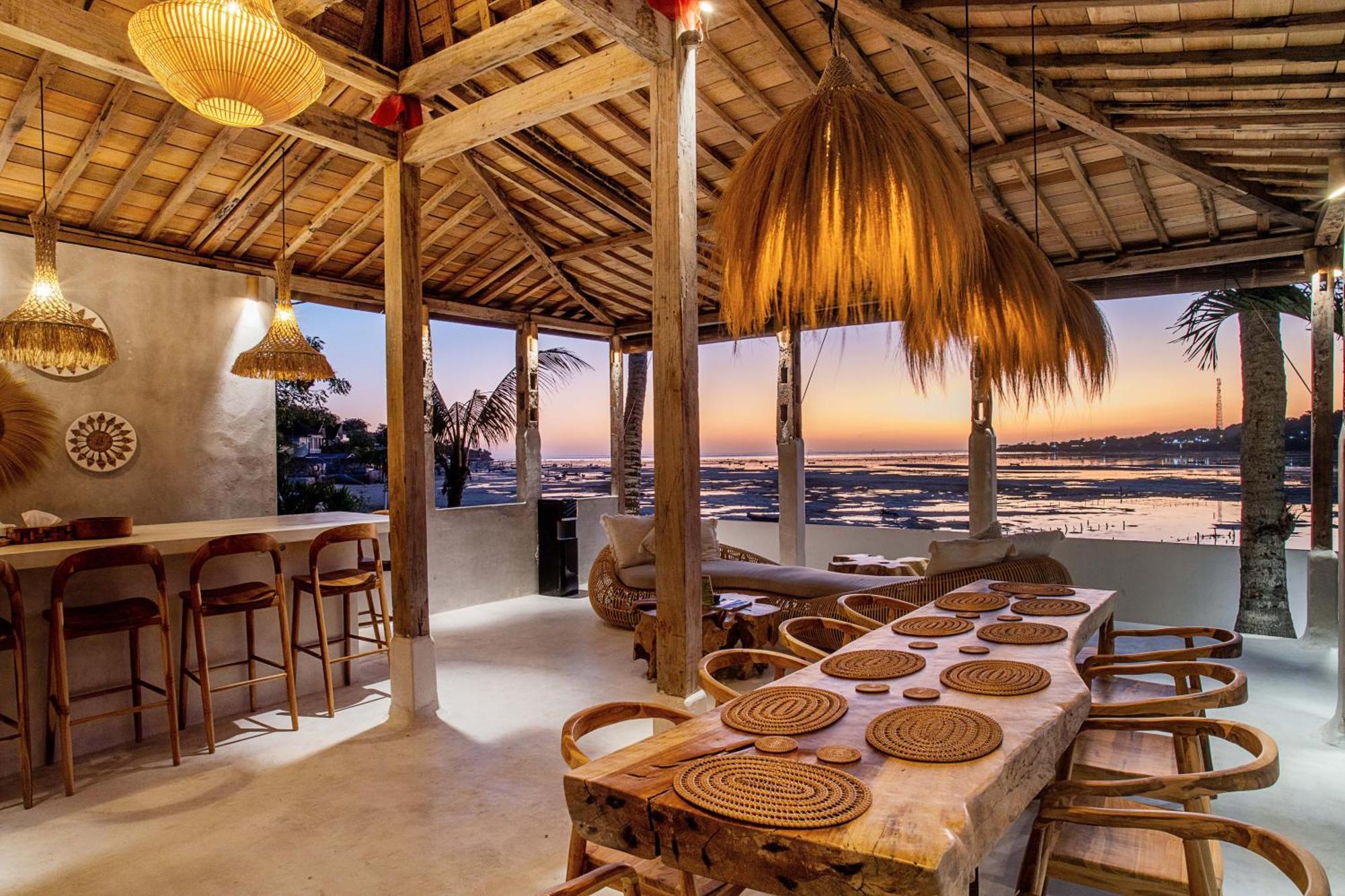 Sunset House Ceningan, 10 Person Beachview Private Villa نوسا ليمبونغان المظهر الخارجي الصورة