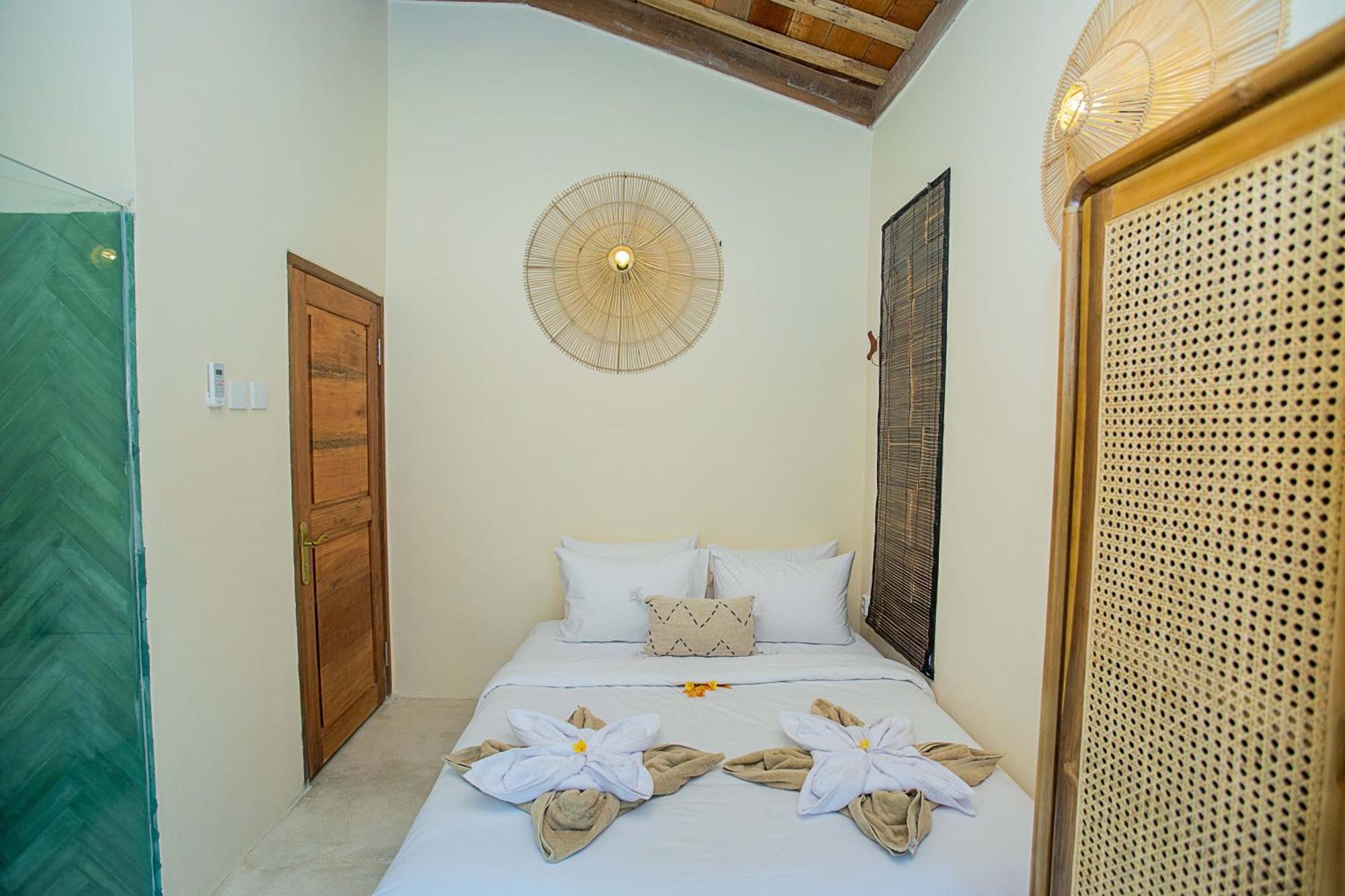 Sunset House Ceningan, 10 Person Beachview Private Villa نوسا ليمبونغان المظهر الخارجي الصورة