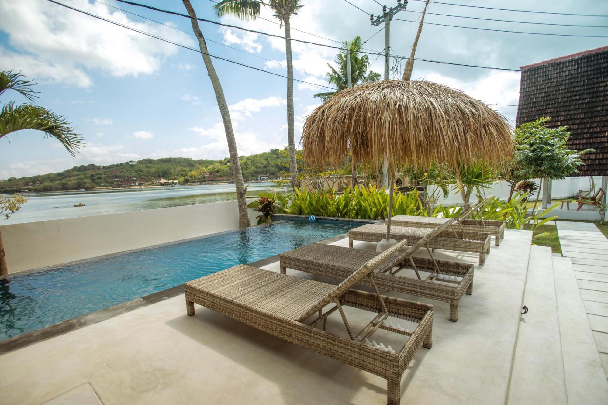 Sunset House Ceningan, 10 Person Beachview Private Villa نوسا ليمبونغان المظهر الخارجي الصورة