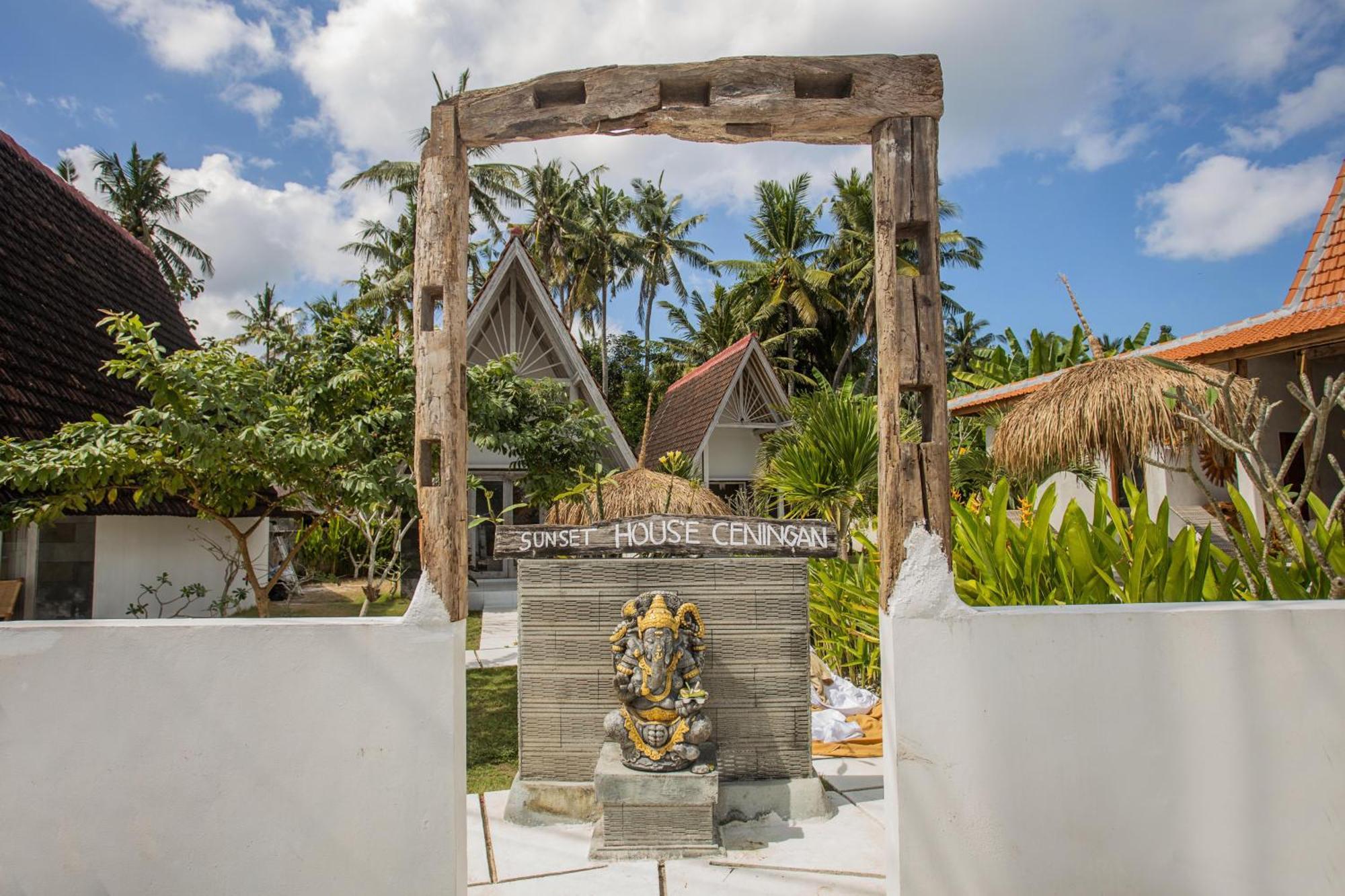 Sunset House Ceningan, 10 Person Beachview Private Villa نوسا ليمبونغان المظهر الخارجي الصورة