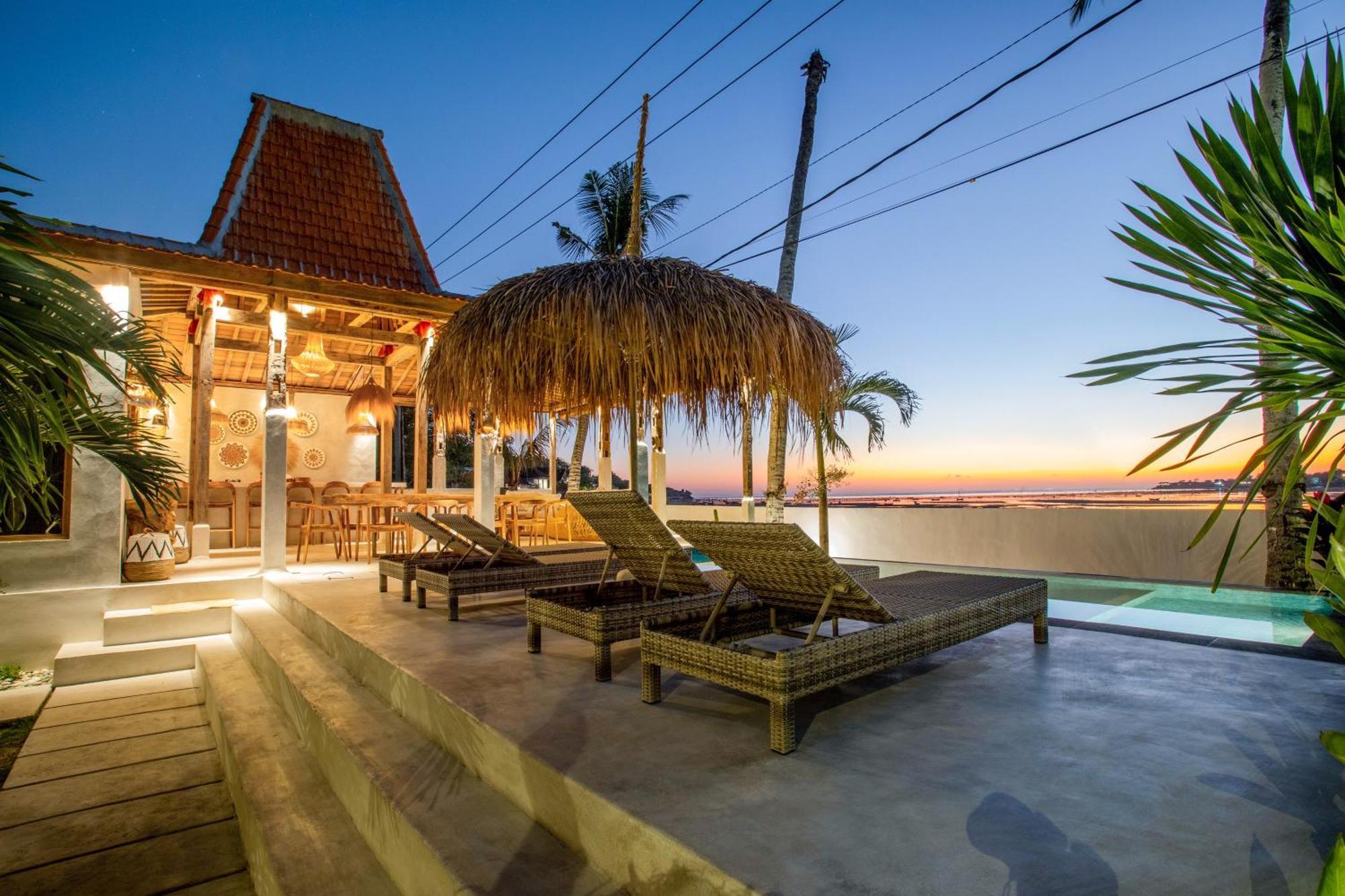 Sunset House Ceningan, 10 Person Beachview Private Villa نوسا ليمبونغان المظهر الخارجي الصورة
